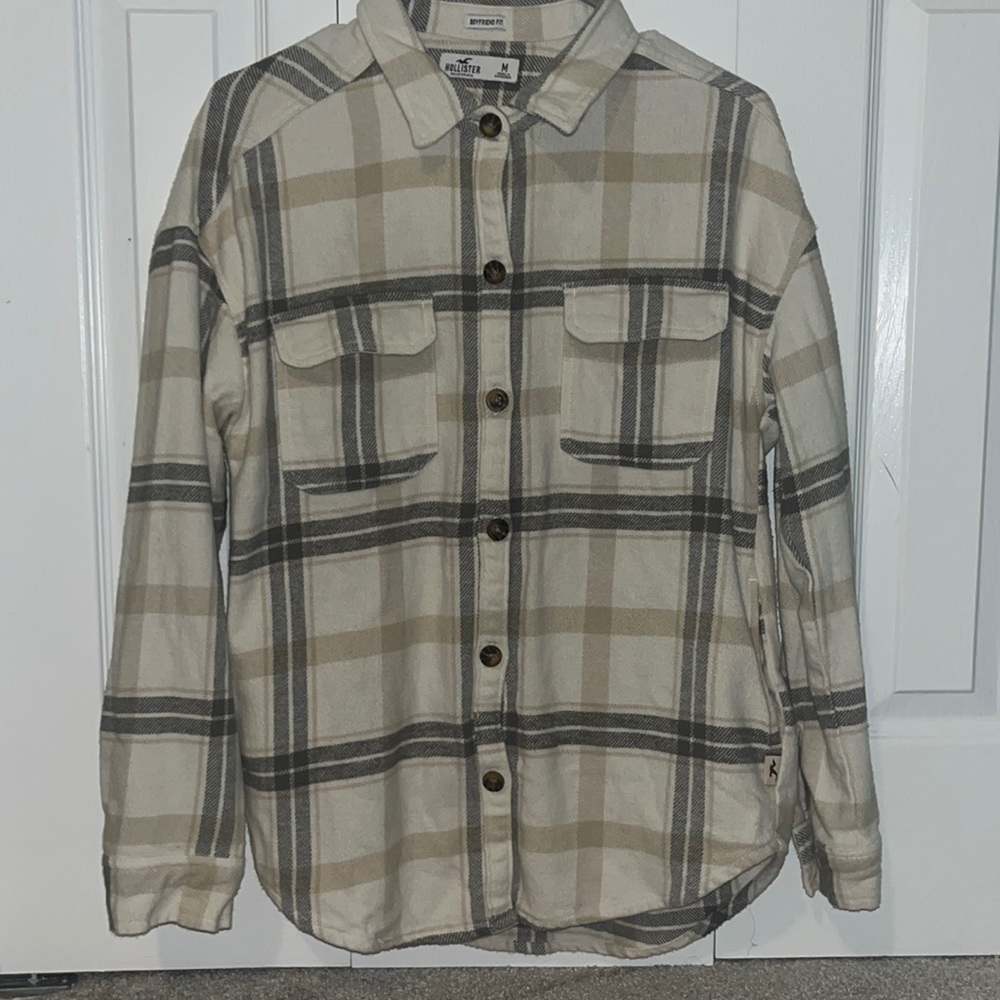 hollister boyfriend fit flannel - size M